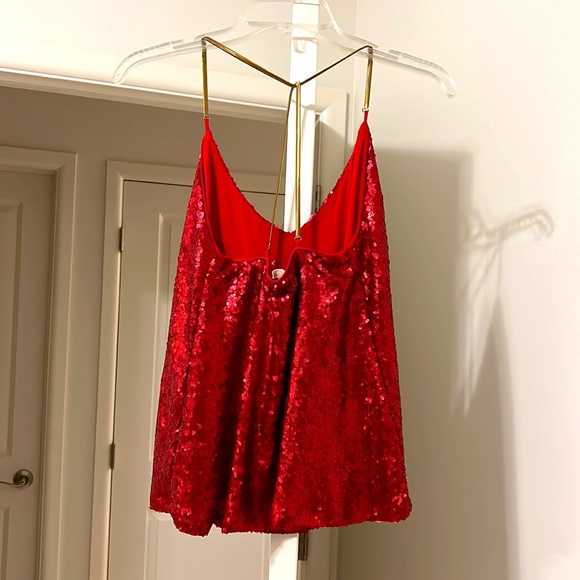 Red sequin top - Picture 3 of 6